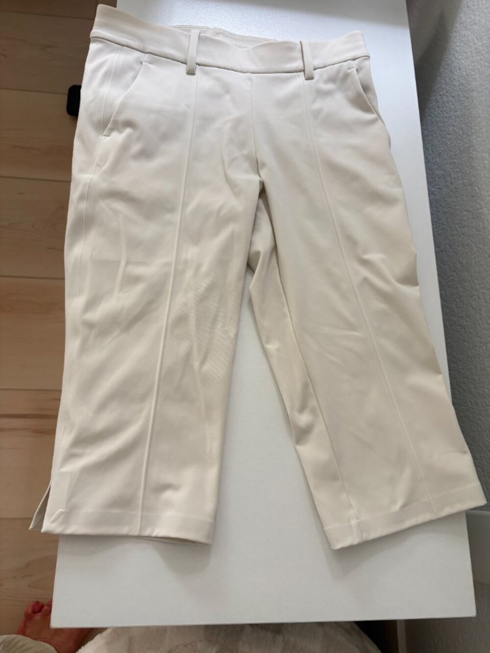 Lululemon Daydrift Low-Rise Capri Pant – Light Ivory XXS